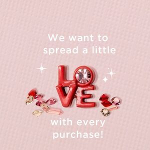 ✨Free Mystery Gift With Every Purchase✨